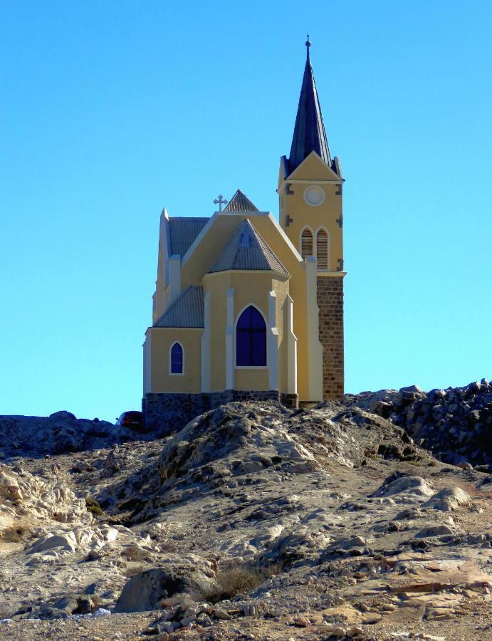 Oceanlife Guesthouse And Restaurant Luederitz Екстер'єр фото